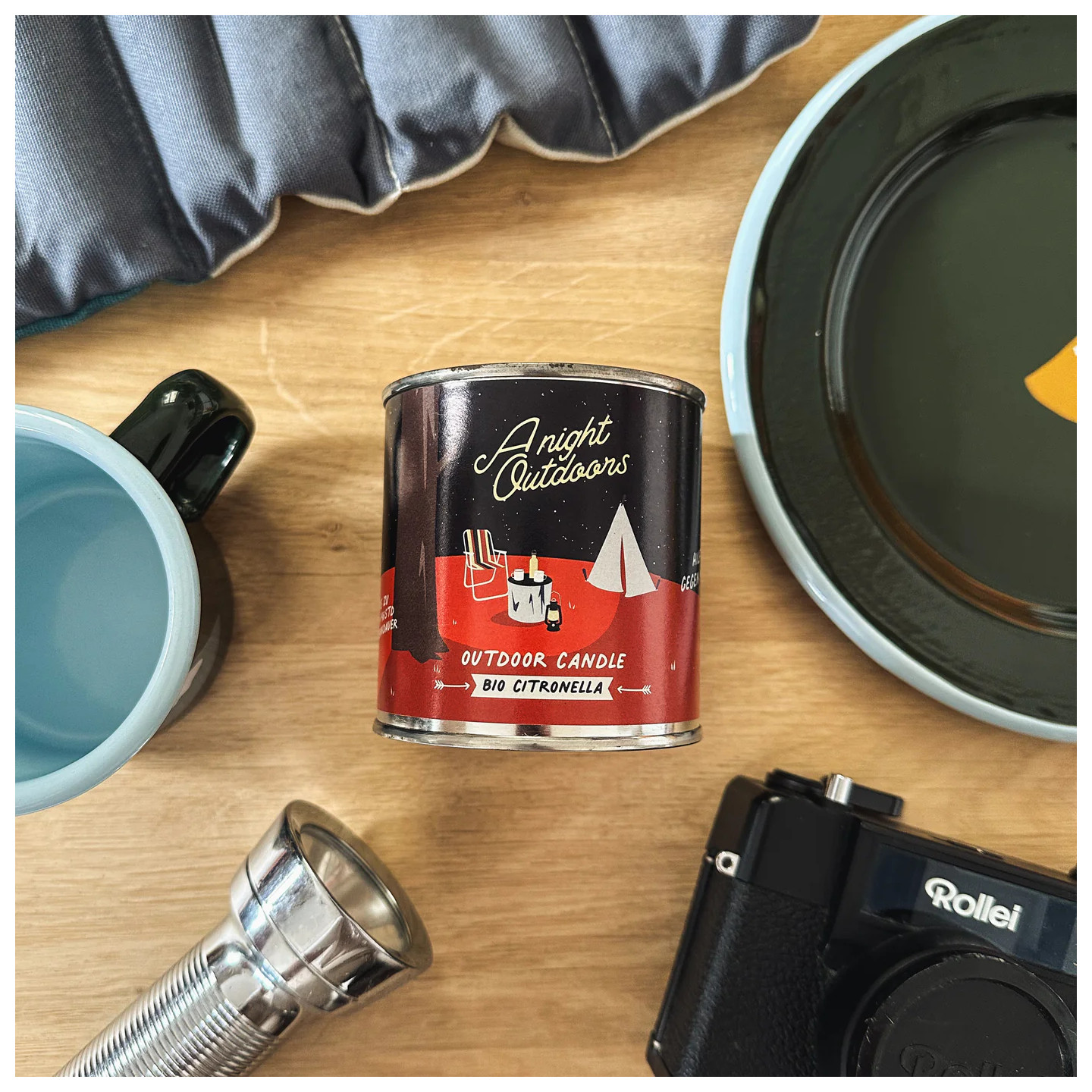 Roadtyping – organic citronella scented candle in tin