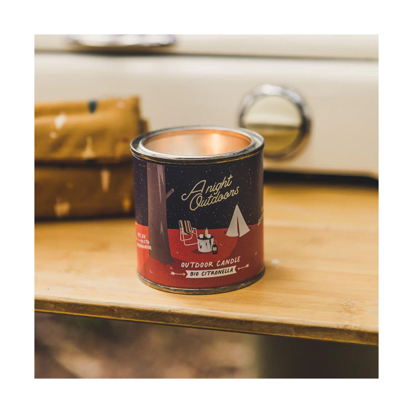 Roadtyping – organic citronella scented candle in tin