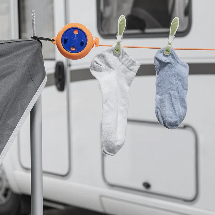 Retractable clothes line (8m)